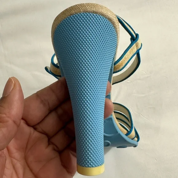 MAC Jacobs Canvas Blue and Cream Pattern Strappy Heel Sandals Size 8.5 - Picture 6 of 8